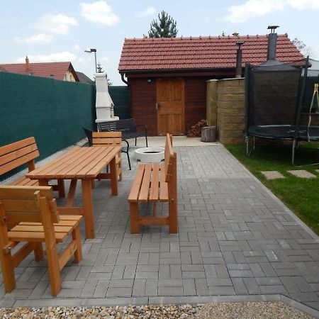 Apartmány Andrea Břeclav Exterior foto